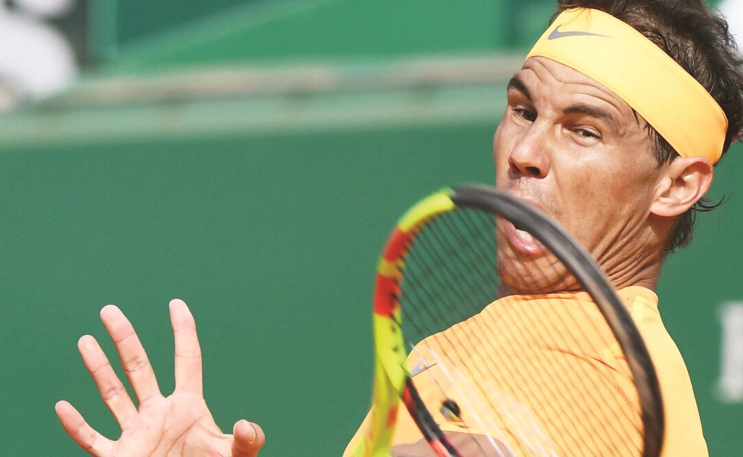 El número uno del mundo dice que debe jugar más agresivo (YANN COATSALIOU. AFP)