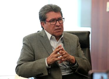 Diálogo con todos los sectores, vía para avalar reforma eléctrica: Monreal