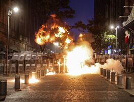 Se cumplen 11 años de la desaparición de los 43 de Ayotzinapa; padres marchan en la CDMX, sigue aquí el minuto a minuto