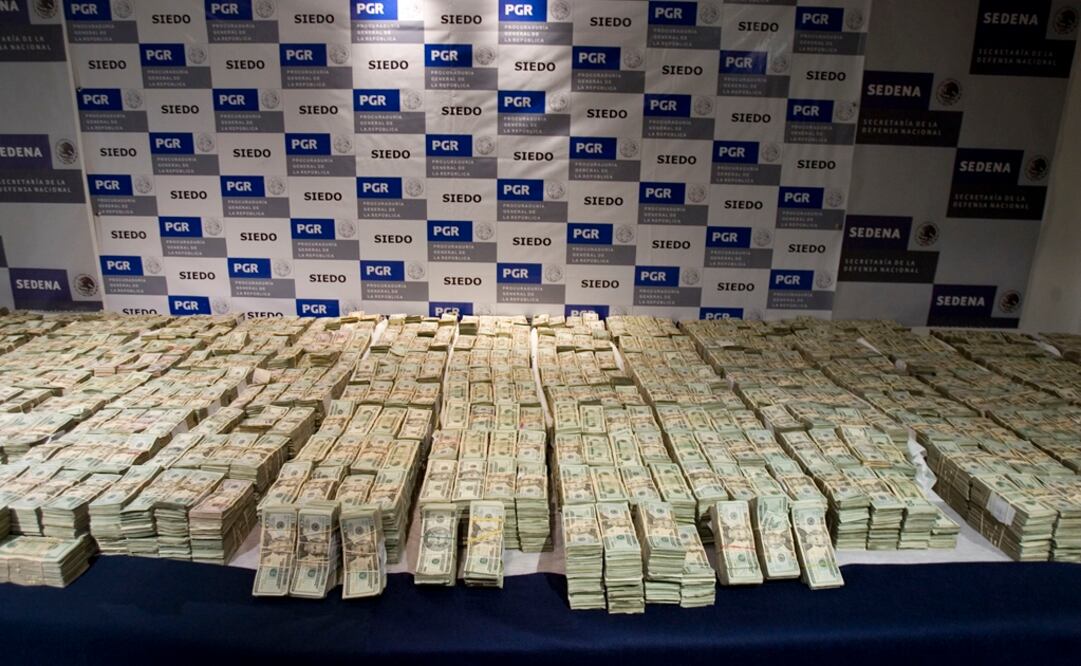 La parte acusadora en el juicio contra "El Chapo" Guzmán estimó la fortuna de éste en unos 14 mil millones de dólares. Foto: AP