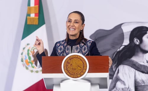 Sheinbaum Avoids Comment on Potential Alliance for 2027; Leaves Decision to Morena