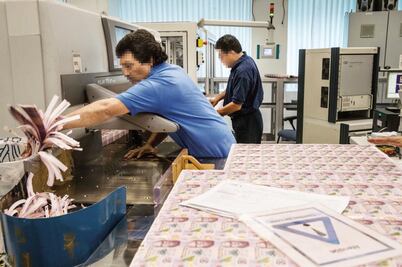 Billetes. Los mexicanos prefieren el "cash"