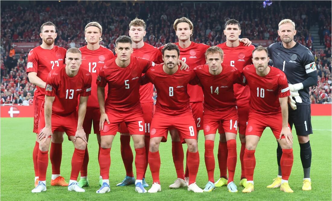 Selección de Dinamarca previo a partido / FOTO: Twitter: @dbulandshold