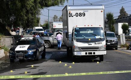 Le disparan 16 veces a custodio en intento de asalto a camión de carga en Edomex