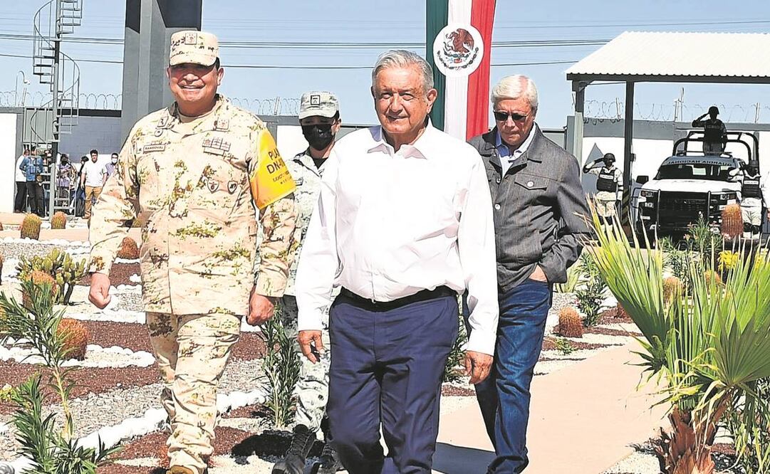 El presidente Andrés Manuel López Obrador encabezó ayer la inauguración de un cuartel de la Guardia Nacional, en Mexicali, Baja California. Foto: Presidencia.