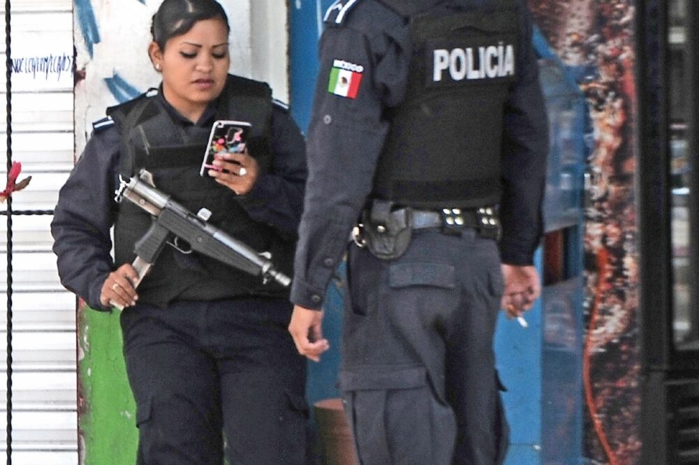 Policías. El Consejo de Seguridad aseguró que el Centro de Control de Confianza es un obstáculo para aprobar a los policías preventivos; el ayuntamiento gasta 50 mil pesos en formar a cada uno. 