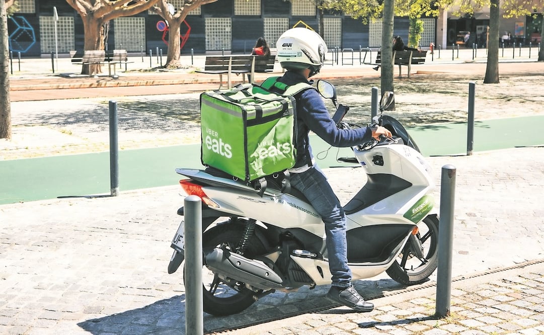 Simulan ser repartidores de comida para asaltar casas durante pandemia