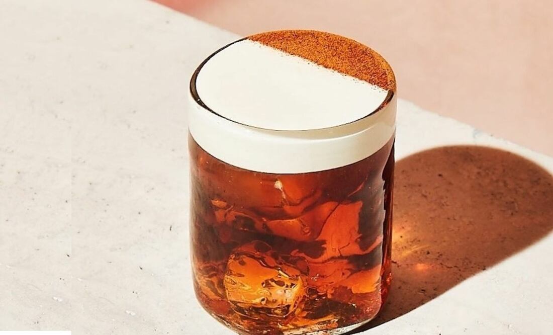 Prepara esta receta de carajillo versión mexicana con un espirituoso de maíz. Foto: Nixta/ Instagram