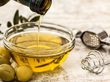 ¿Cómo usar el aceite de oliva para atenuar las arrugas?