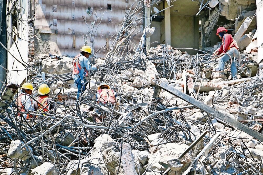 Tras la polémica por el uso de los recursos para la reconstrucción y la falta de transparencia, el 13 de mayo se anunció que dichos fondos serían auditados (ARCHIVO EL UNIVERSAL)