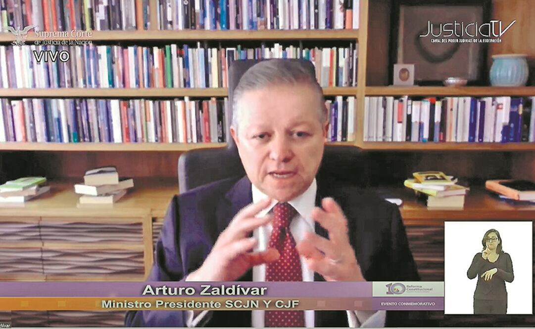 Arturo Zaldívar, presidente de la SCJN, señala que el país tiene una deuda “terrible” en materia penal, pues las prisiones están llenas de personas inocentes, por lo que la Corte busca impulsar la defensoría pública en todo México. Foto: ESPECIAL