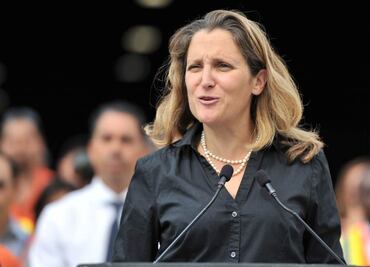 Detalles de nuevo pacto Canadá, EU y México están siendo finalizados aún: Chrystia Freeland