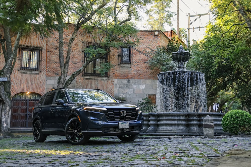 Honda CR-V 2023, una de las camionetas más vendidas se renueva