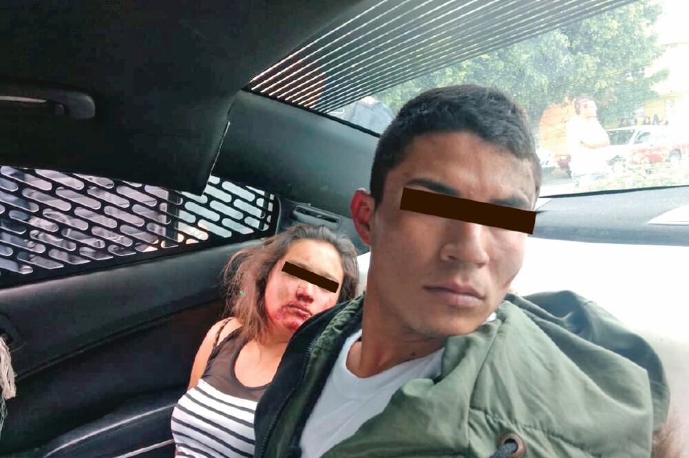 EL DATO Indagatoria.A los dos hombres de 23 y 20 años, así como a una menor de 17 años, se les encontró un arma calibre .22. (ESPECIAL)