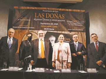 Presentan nuevo libro de Carlos Mora Álvarez