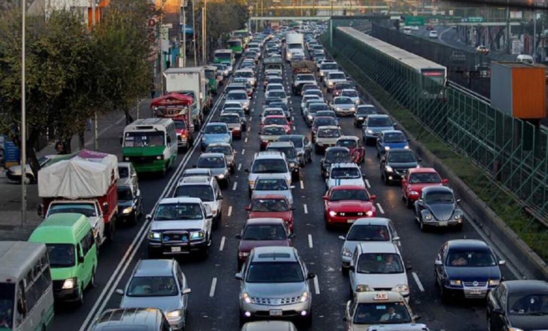 Drivers in the Mexican capital can expect to spend on average 59% extra travel time stuck in traffic anytime of the day. (Photo: Archive/El Universal)