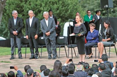 NAIM se decidirá con encuesta y consulta, dice AMLO