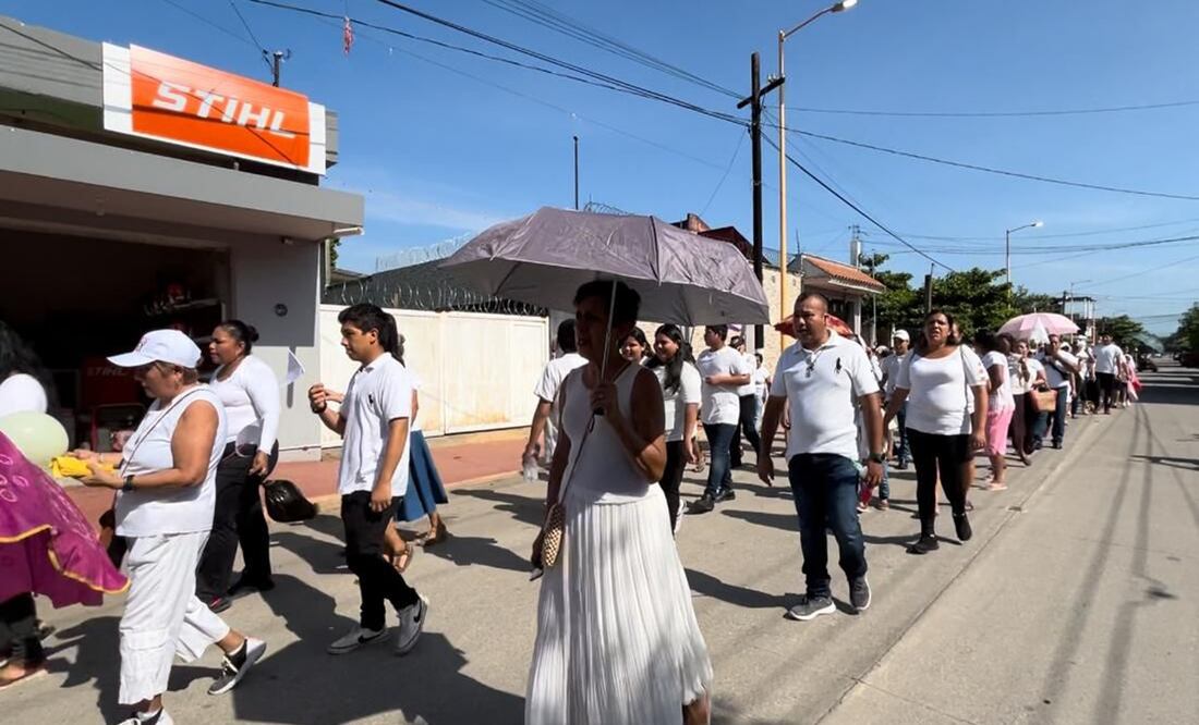 Sacerdote de Suchiate, Chiapas critica a AMLO en marcha por la paz: "Deja un país igual o peor que los anteriores". Foto: Especial