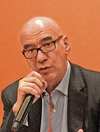 Otra vez se dividen los opositores, ahora por el tema del INE 