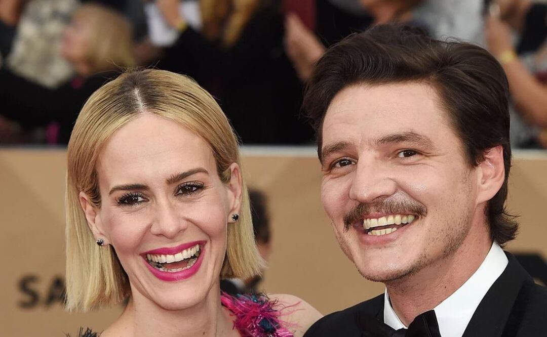 Sarah Paulson y Pedro Pascal. Fuente: Instagram @lavisionatl