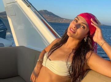 Renata Notni te muestra cómo usar crop top en otoño