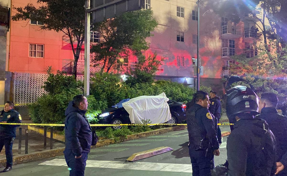Acribillan a pareja a bordo de un vehículo en Paseo de la Re