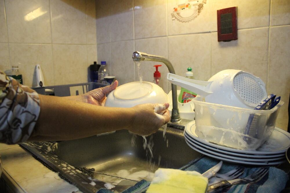 Aunque en México 95% de la población tiene acceso a agua potable y el país es el segundo en América Latina, después de Brasil, en destinar recursos para mejorar la infraestructura de este servicio (ARCHIVO. EL UNIVERSAL)