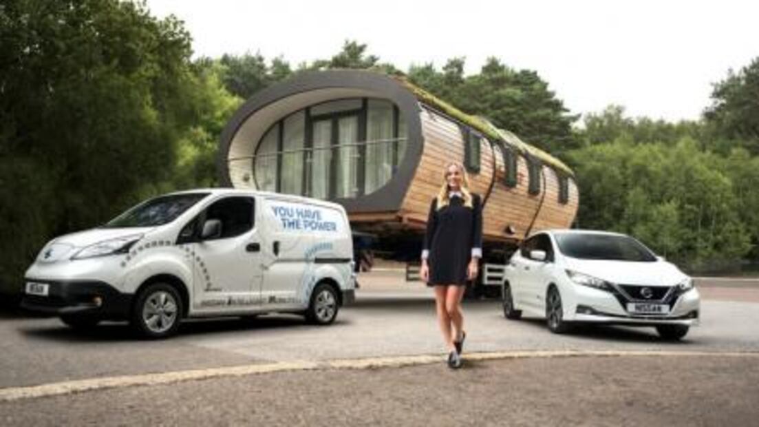 Margot Robbie anuncia nuevos planes eléctricos de Nissan 