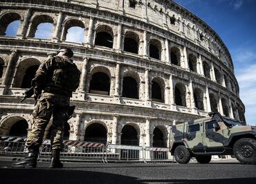 El Coliseo rinde homenaje a las víctimas de La Rambla