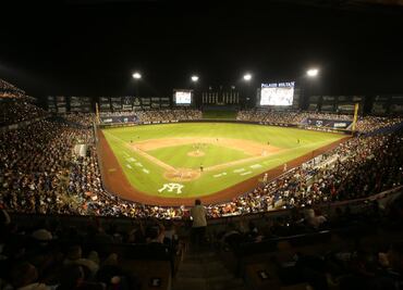 AMLO anunció que los Sultanes y Algodoneros jugarán en la LMP