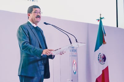 En Primer Informe de Gobierno, Corral destaca lucha anticorrupción