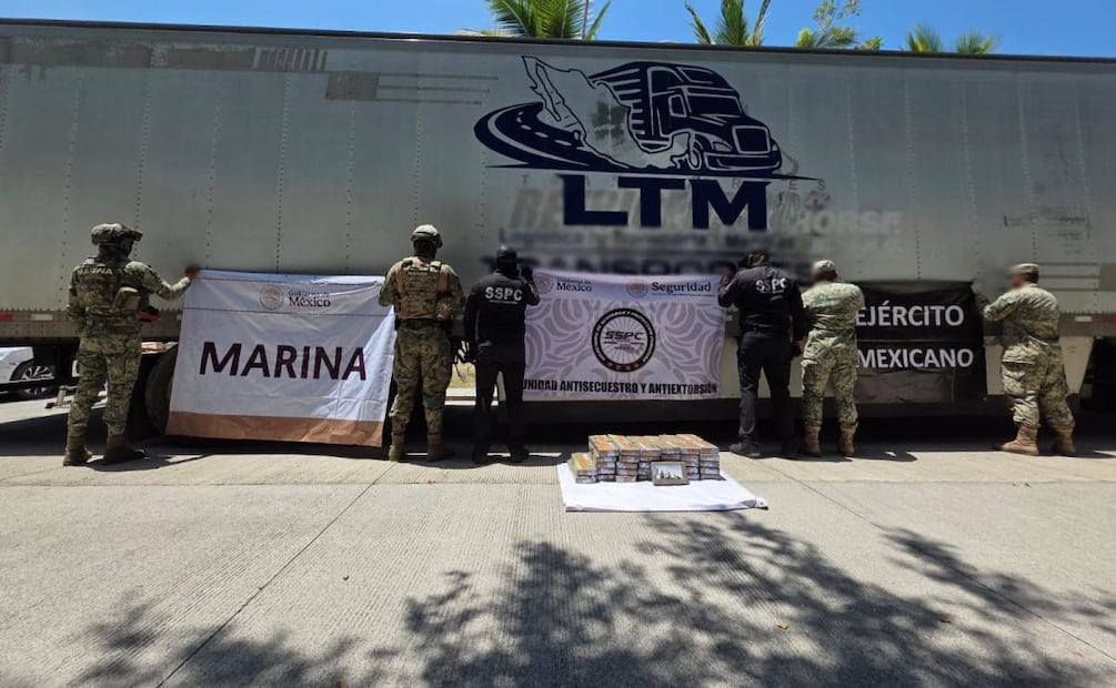 Detienen a 4 personas que transportaban cocaína en la caja de un tractocamión (29/04/2026). Foto: Especial
