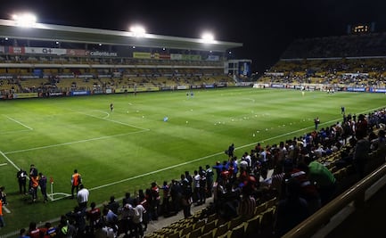 Primer golpe del SAT al futbol mexicano