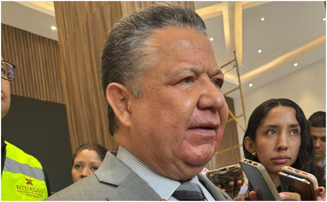 El Gobernador de Hidalgo, Julio Menchaca Salazar dio a conocer que canceló el seguro catastrófico para Hidalgo por condiciones desventajosas y en su lugar se creó un fondo de emergencias (19/09/2024). Foto: Especial