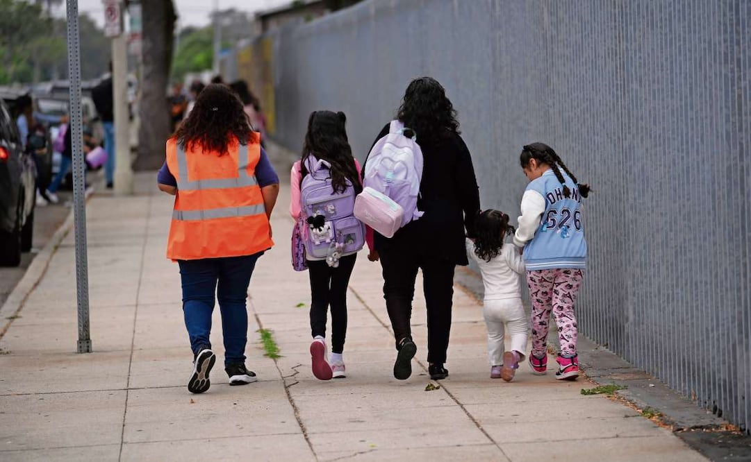 Estudiantes de Hidalgo volverán a clases presenciales este martes. Imagen ilustrativa. Foto: Marcio Jose Sanchez / AP