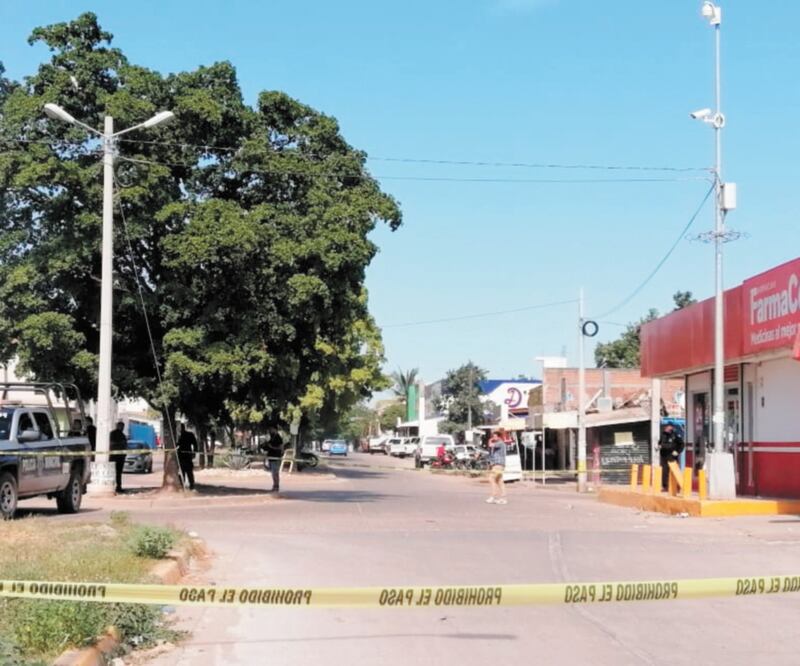 En noviembre del año pasado, hombres armados destruyeron varias cámaras de seguridad en Culiacán. Foto/ESPECIAL