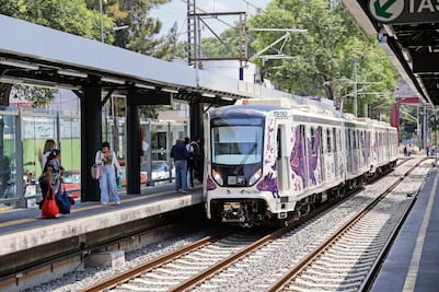 Reanudan servicio completo del Tren Ligero tras limpieza de estaciones; manifestantes causaron afectaciones