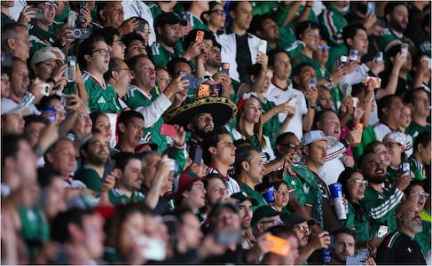 El grito homofóbico aparece en el México vs República Checa