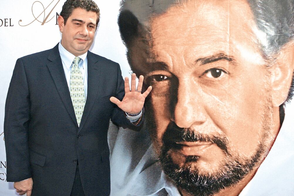 Álvaro es hijo del cantante Plácido Domingo, creador del certamen (ARCHIVO EL UNIVERSAL)