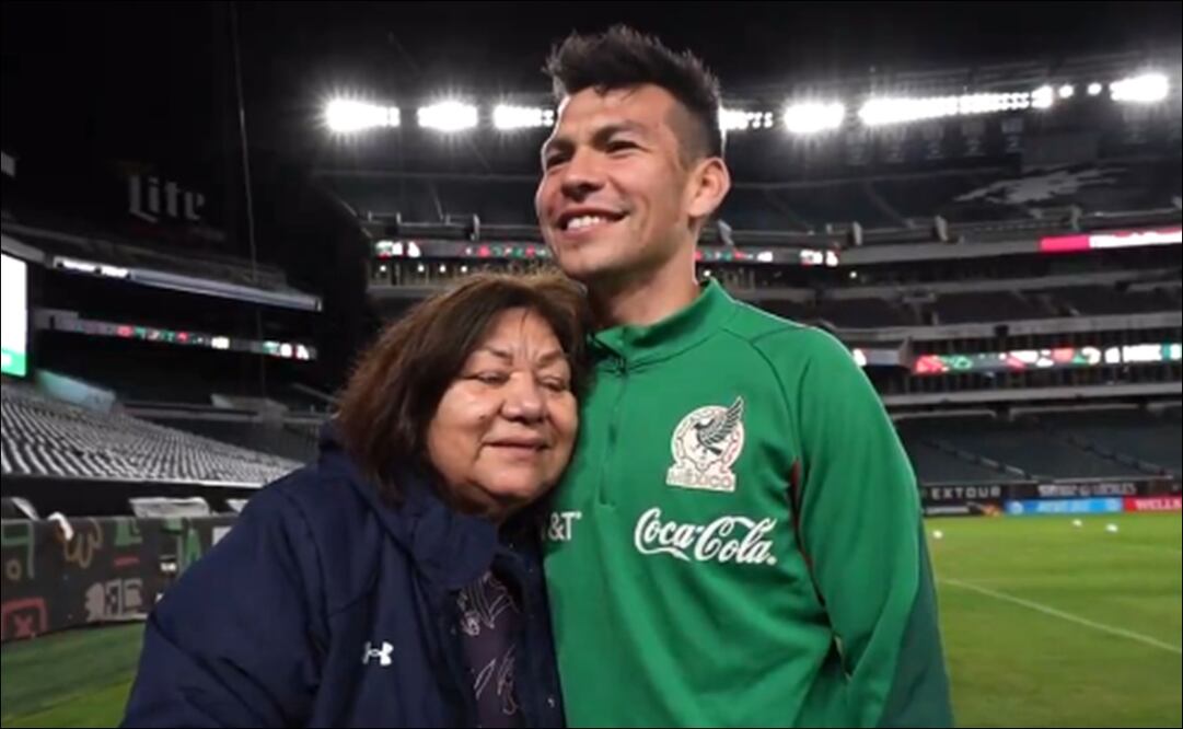 Chucky Lozano cumple sueño a fan de la Selección Mexicana - Foto: Especial