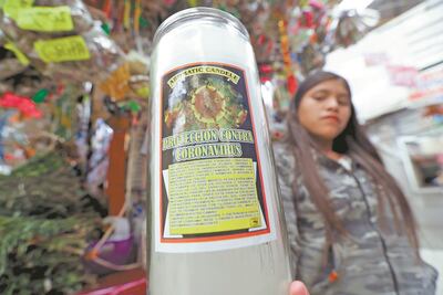 “Nada está de más, hasta una plegaria”; veladoras contra el coronavirus