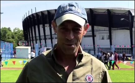 Pedro Caixinha se viste de cooperativista 