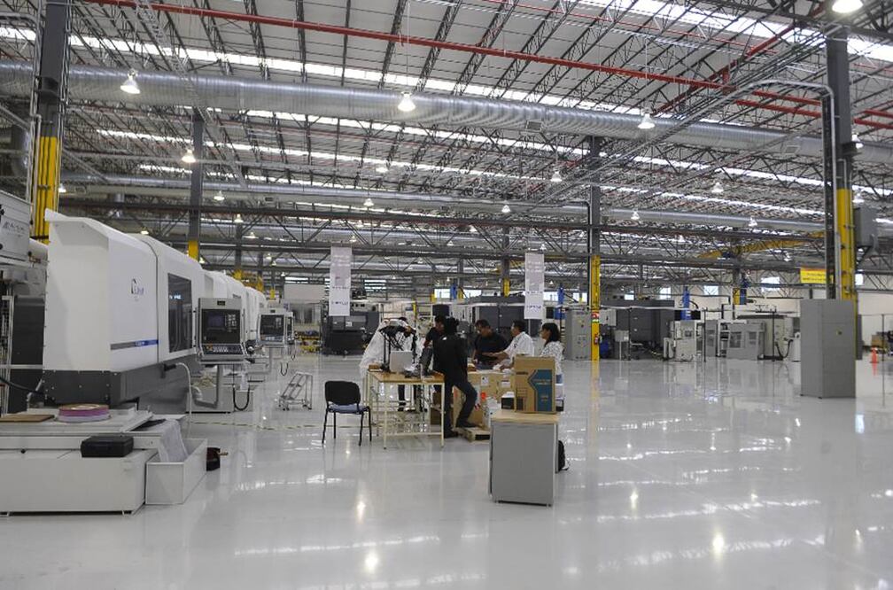 La previsión del PIB se redujo de 2.55% a 2.34% para el cierre de 2015 (ARCHIVO EL UNIVERSAL)