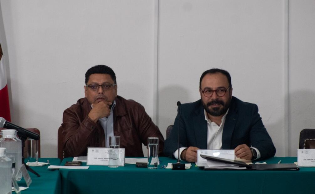 Basulto, puntualizó que con la inversión de una planta de asfalto permitirá innovar en el desarrollo de nuevas mezclas, denominadas “recicladas” y que estará ubicada en el Bordo Poniente.
Foto: Fernanda Zamora.