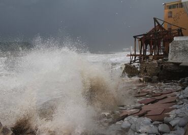 Mazatlán mantiene navegación cerrada ante huracán "Bud"