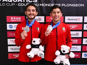 Los clavadistas Kevin Berlín y Randal Willars ganan medalla de plata en la Copa del Mundo
