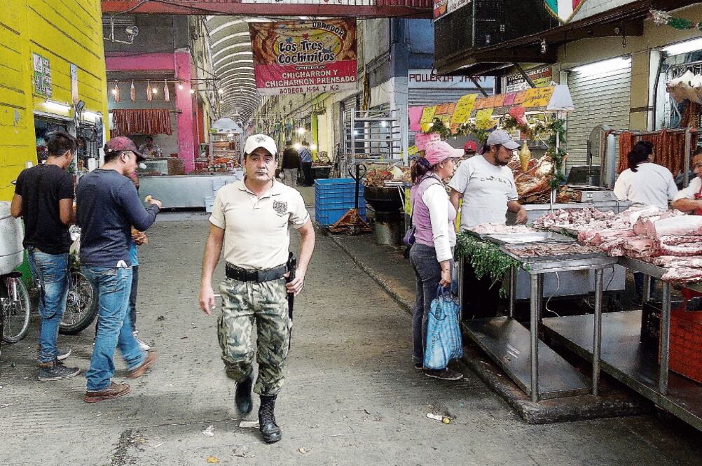 De acuerdo con lo señalado en el Cuarto Informe de Gobierno de MAM, también se instalarán paneles solares para que los locales ahorren energía