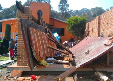 One killed in roof collapse in the State of Mexico
