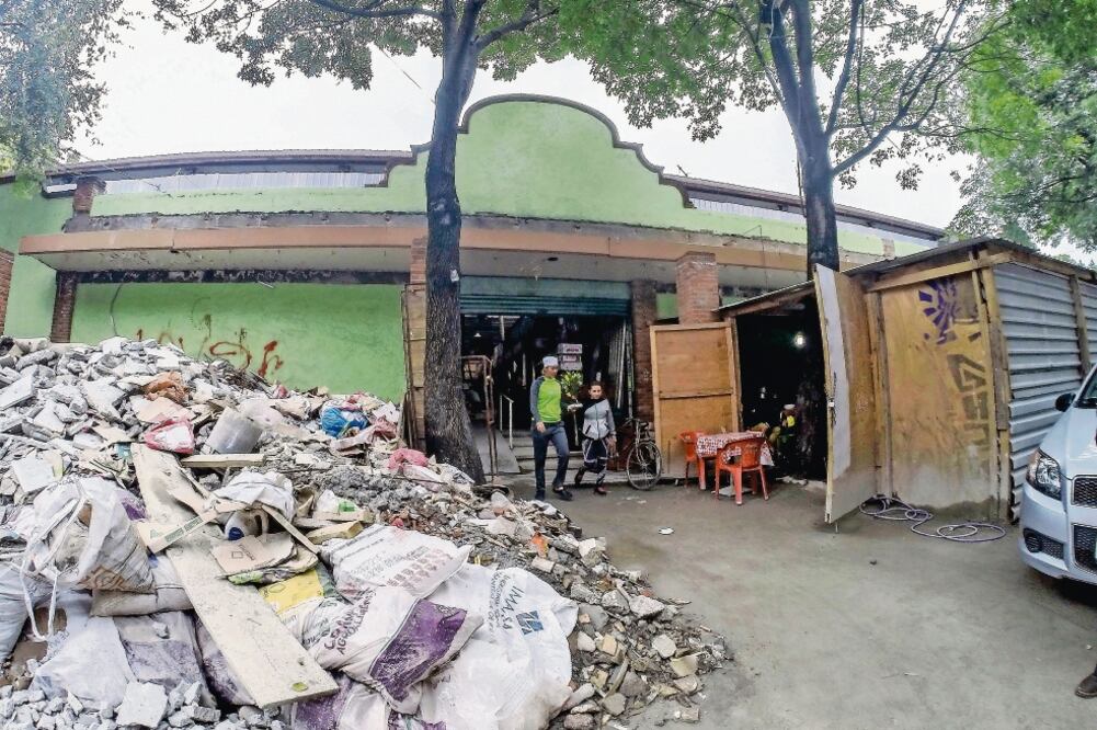 En 2013 la Sedeco elaboró el documento Política de Protección y Fomento para los Mercados Públicos de la Ciudad de México 2013-2018 (ARCHIVO EL UNIVERSAL)