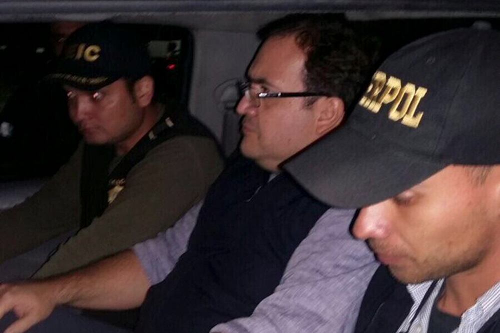 Javier Duarte, ex gobernador de Veracruz, fue detenido, informó la PGR en su cuenta de Twitter. Foto: Cuartoscuro.com